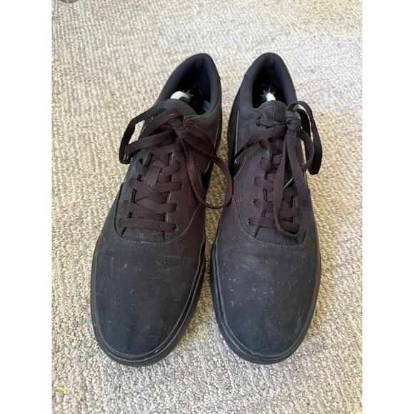 Nike SB blacked out low sneaker Mens size 13 - Picture 3 of 8